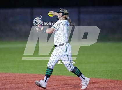 Thumbnail 2 in West vs. Burnet (Liberty Hill Round Robin) photogallery.