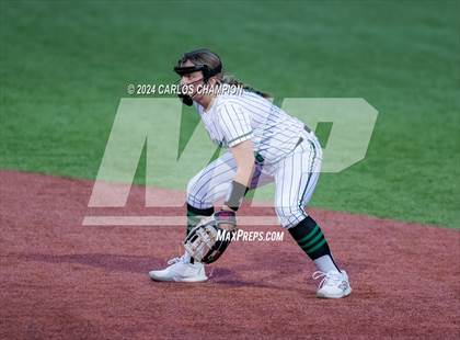 Thumbnail 3 in West vs. Burnet (Liberty Hill Round Robin) photogallery.