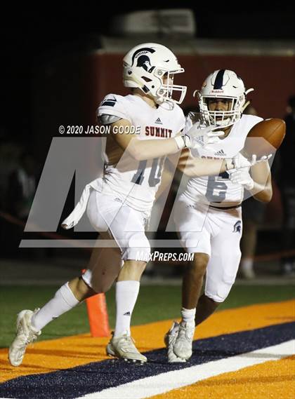 Thumbnail 1 in Summit @ Beech (TSSAA 5A Quarterfinal) photogallery.