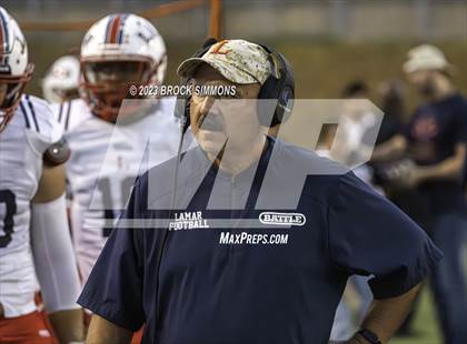 Thumbnail 2 in Lamar @ Westside photogallery.