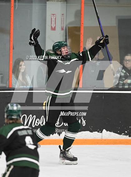 Thumbnail 2 in New Milford @ Newtown photogallery.
