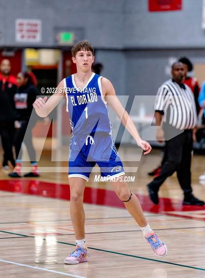 Thumbnail 2 in Grant vs. El Dorado (Cordova Christmas Classic) photogallery.