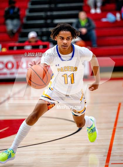 Thumbnail 1 in Grant vs. El Dorado (Cordova Christmas Classic) photogallery.