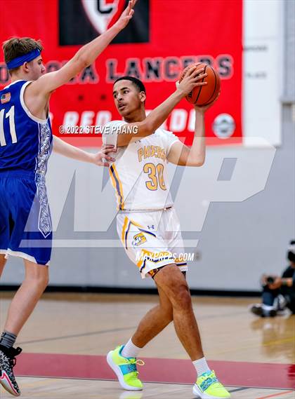 Thumbnail 3 in Grant vs. El Dorado (Cordova Christmas Classic) photogallery.