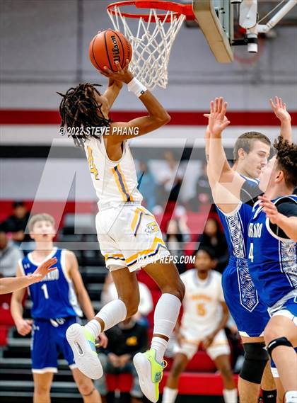Thumbnail 1 in Grant vs. El Dorado (Cordova Christmas Classic) photogallery.