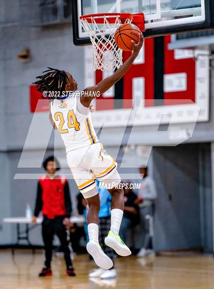 Thumbnail 2 in Grant vs. El Dorado (Cordova Christmas Classic) photogallery.