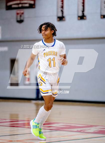 Thumbnail 3 in Grant vs. El Dorado (Cordova Christmas Classic) photogallery.