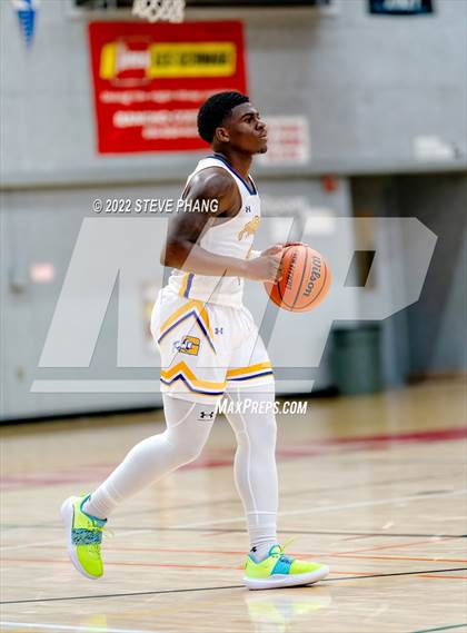 Thumbnail 2 in Grant vs. El Dorado (Cordova Christmas Classic) photogallery.