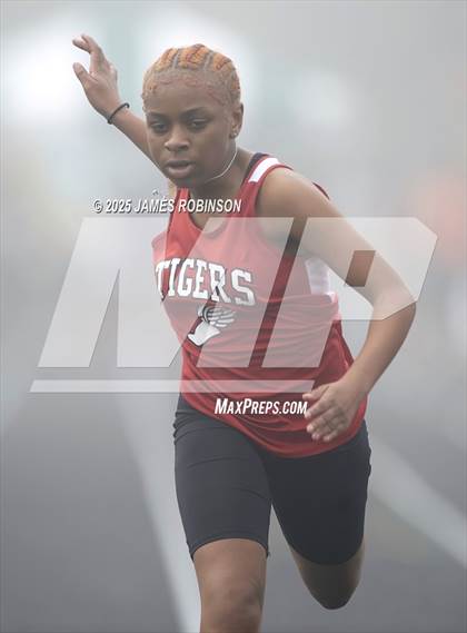 Thumbnail 1 in Mandarin Preseason Classic (Sprints) photogallery.