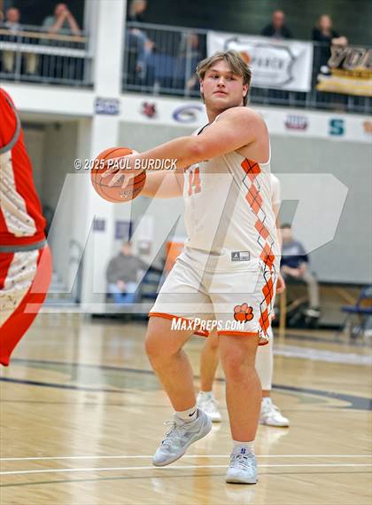 Thumbnail 1 in Redbank Valley @ Clarion Area (District 9 1A Final) photogallery.