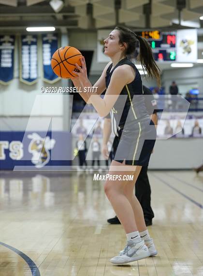 Thumbnail 3 in Kingfisher vs. Oklahoma Christian Academy photogallery.