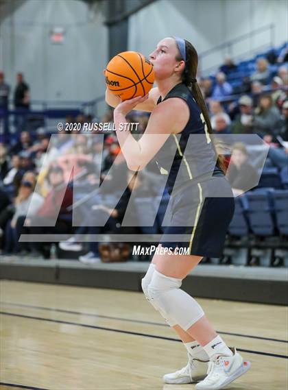 Thumbnail 3 in Kingfisher vs. Oklahoma Christian Academy photogallery.