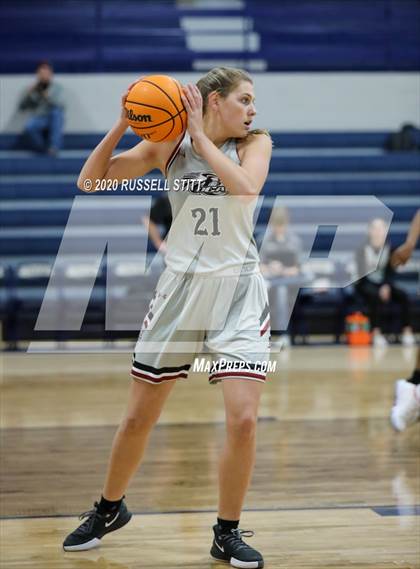Thumbnail 2 in Kingfisher vs. Oklahoma Christian Academy photogallery.