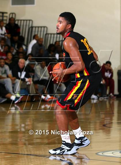 Thumbnail 2 in Taft vs. Price (MLK Showcase) photogallery.
