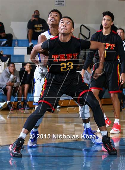Thumbnail 3 in Taft vs. Price (MLK Showcase) photogallery.