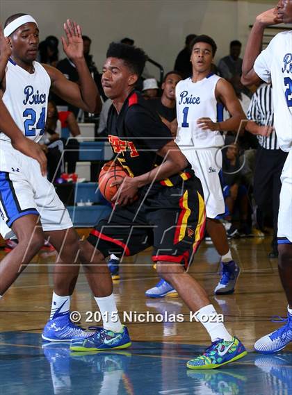 Thumbnail 2 in Taft vs. Price (MLK Showcase) photogallery.