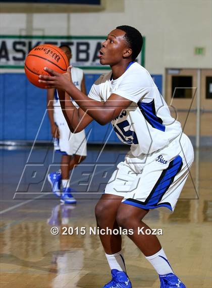 Thumbnail 3 in Taft vs. Price (MLK Showcase) photogallery.