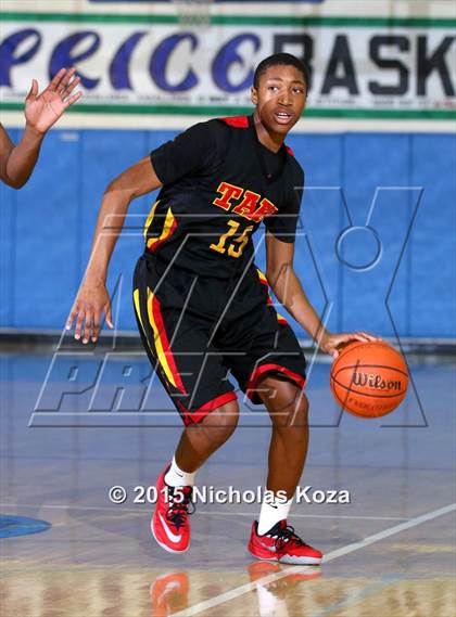 Thumbnail 1 in Taft vs. Price (MLK Showcase) photogallery.