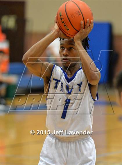 Thumbnail 3 in Tivy vs. United South photogallery.