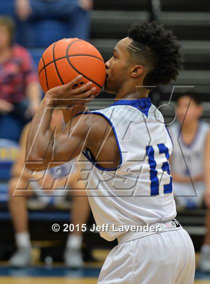 Thumbnail 2 in Tivy vs. United South photogallery.