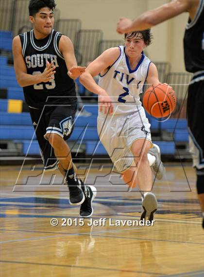 Thumbnail 2 in Tivy vs. United South photogallery.