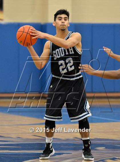 Thumbnail 1 in Tivy vs. United South photogallery.