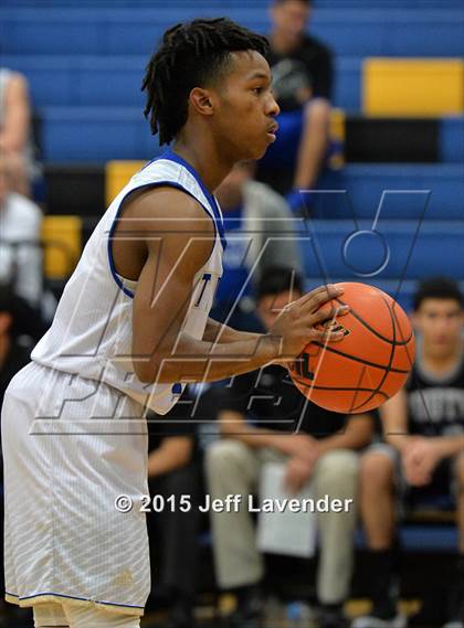 Thumbnail 1 in Tivy vs. United South photogallery.