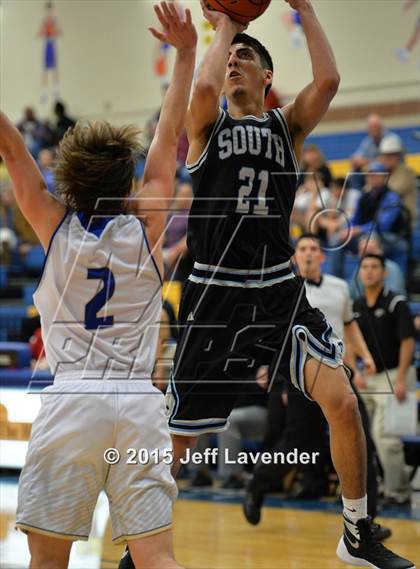 Thumbnail 1 in Tivy vs. United South photogallery.