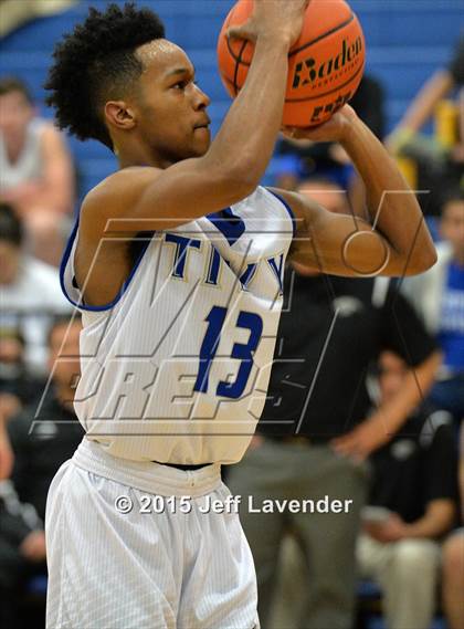 Thumbnail 3 in Tivy vs. United South photogallery.