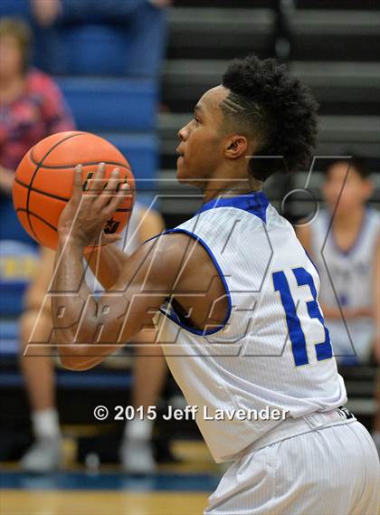 Thumbnail 1 in Tivy vs. United South photogallery.