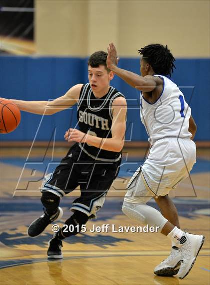 Thumbnail 3 in Tivy vs. United South photogallery.