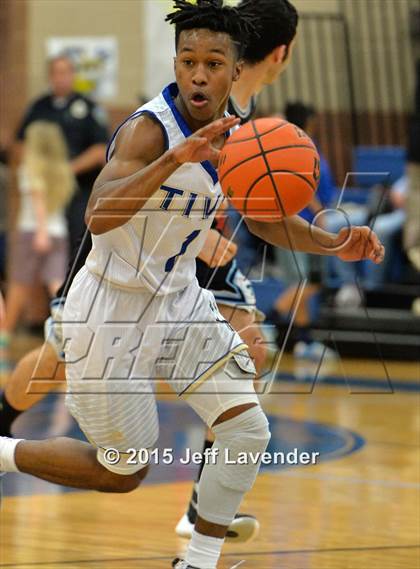 Thumbnail 3 in Tivy vs. United South photogallery.