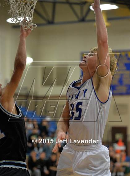 Thumbnail 1 in Tivy vs. United South photogallery.