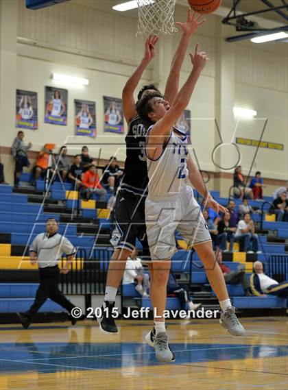 Thumbnail 2 in Tivy vs. United South photogallery.