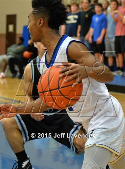 Thumbnail 1 in Tivy vs. United South photogallery.