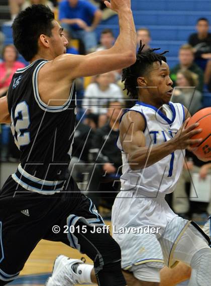 Thumbnail 2 in Tivy vs. United South photogallery.