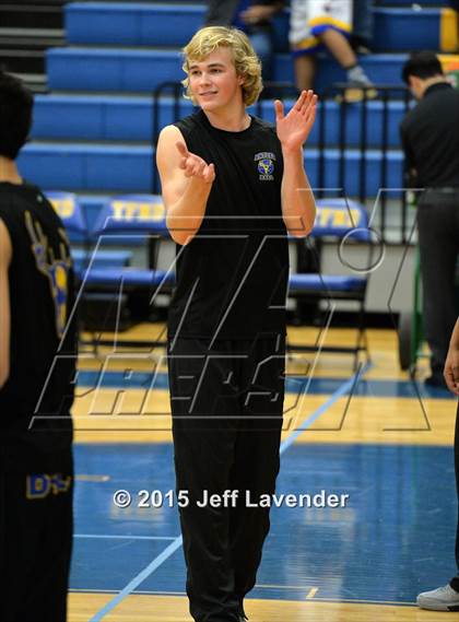 Thumbnail 1 in Tivy vs. United South photogallery.