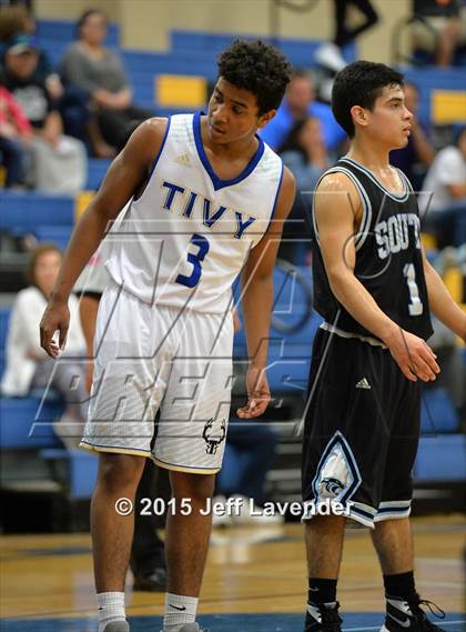 Thumbnail 1 in Tivy vs. United South photogallery.