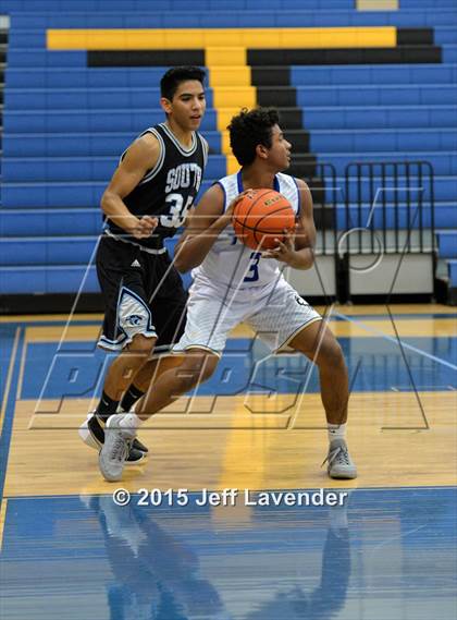 Thumbnail 2 in Tivy vs. United South photogallery.