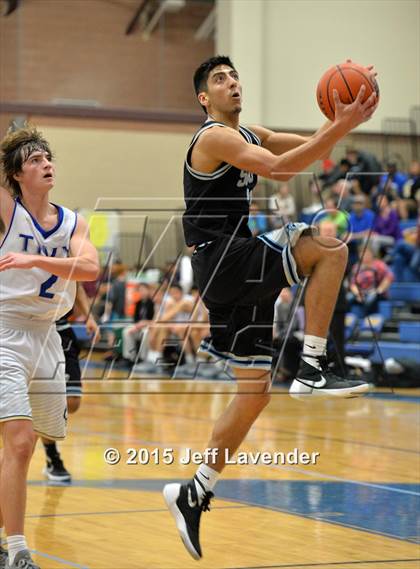 Thumbnail 1 in Tivy vs. United South photogallery.