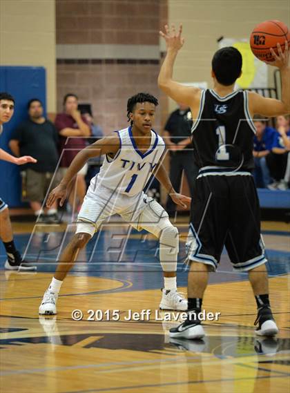 Thumbnail 1 in Tivy vs. United South photogallery.