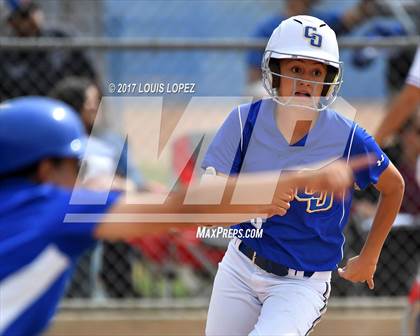 Thumbnail 1 in Charter Oak @ Los Altos photogallery.