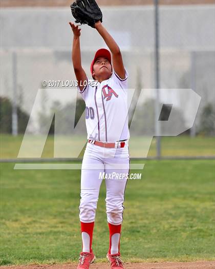 Thumbnail 1 in Charter Oak @ Los Altos photogallery.