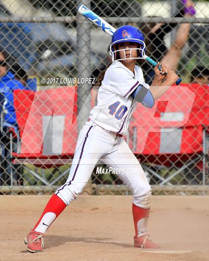 Thumbnail 1 in Charter Oak @ Los Altos photogallery.