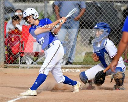 Thumbnail 3 in Charter Oak @ Los Altos photogallery.