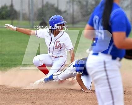 Thumbnail 1 in Charter Oak @ Los Altos photogallery.