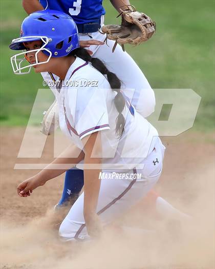 Thumbnail 2 in Charter Oak @ Los Altos photogallery.