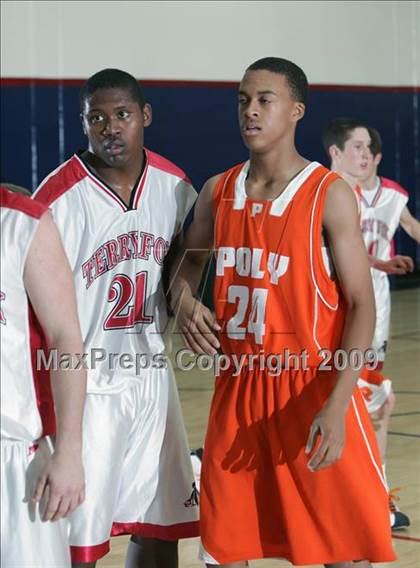 Thumbnail 2 in Poly vs. Fox-Canada (Bell-Jeff Tournament) photogallery.