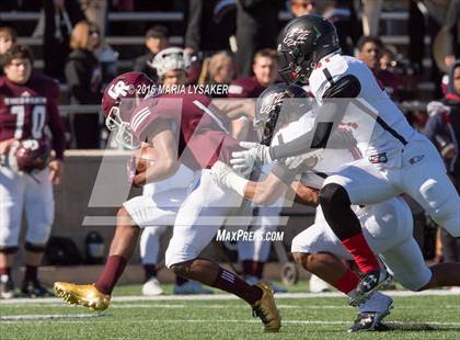 Thumbnail 3 in Langham Creek vs Cinco Ranch (UIL 6A Area Playoff) photogallery.