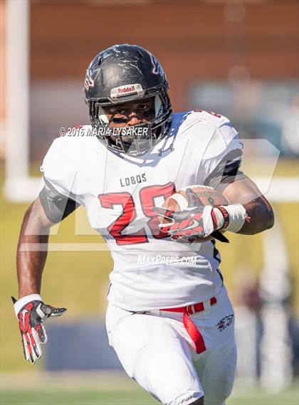 Thumbnail 3 in Langham Creek vs Cinco Ranch (UIL 6A Area Playoff) photogallery.